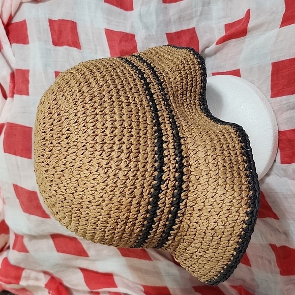 Trendy Woven Paper Straw Hat with Navy Blue Accent Band - Picture 1 of 3